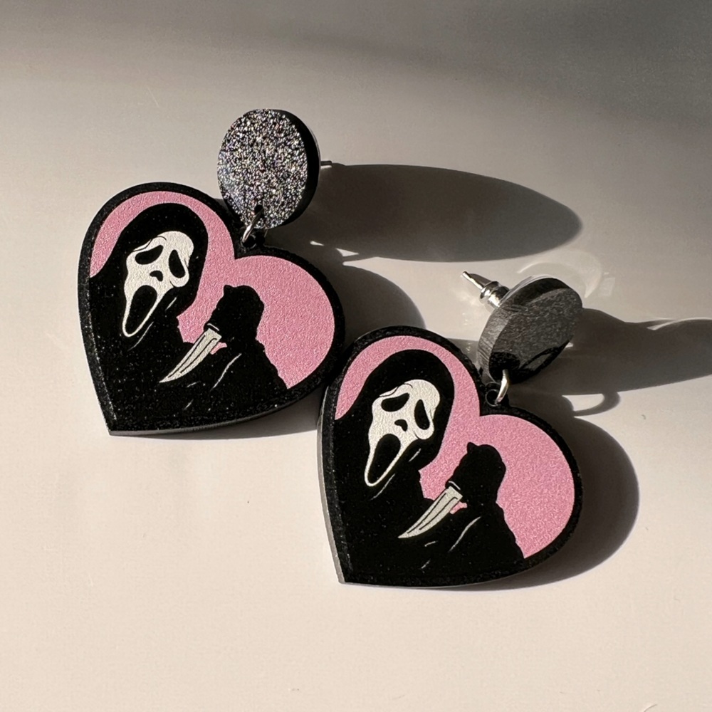 Scream Ghost Face Movie Earrings Heart Glitter Black